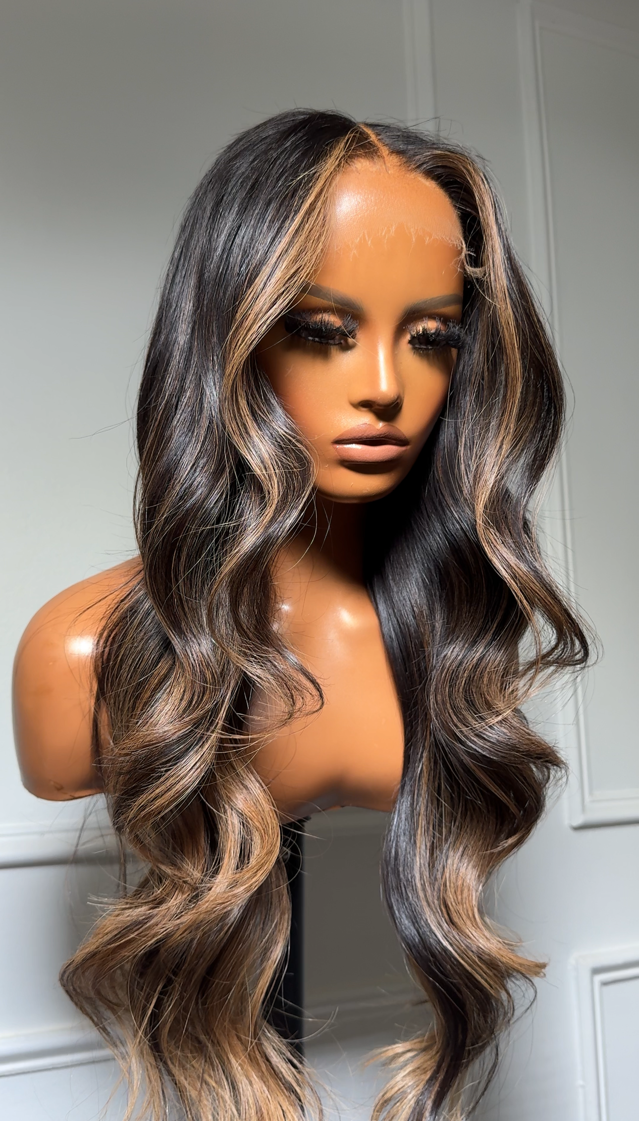 LIMITED LUXE EDITION